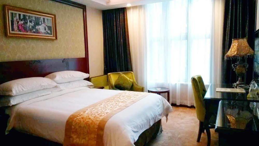 Vienna Hotel - Jinzhou Branch Guangzhou Bagian luar foto